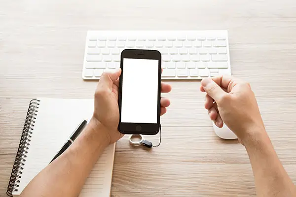 大学声乐团的部门简介