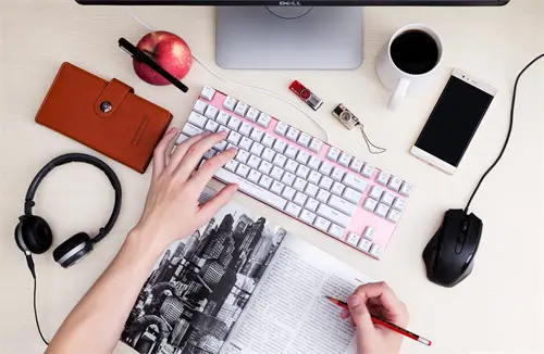 清华大学何青青简介